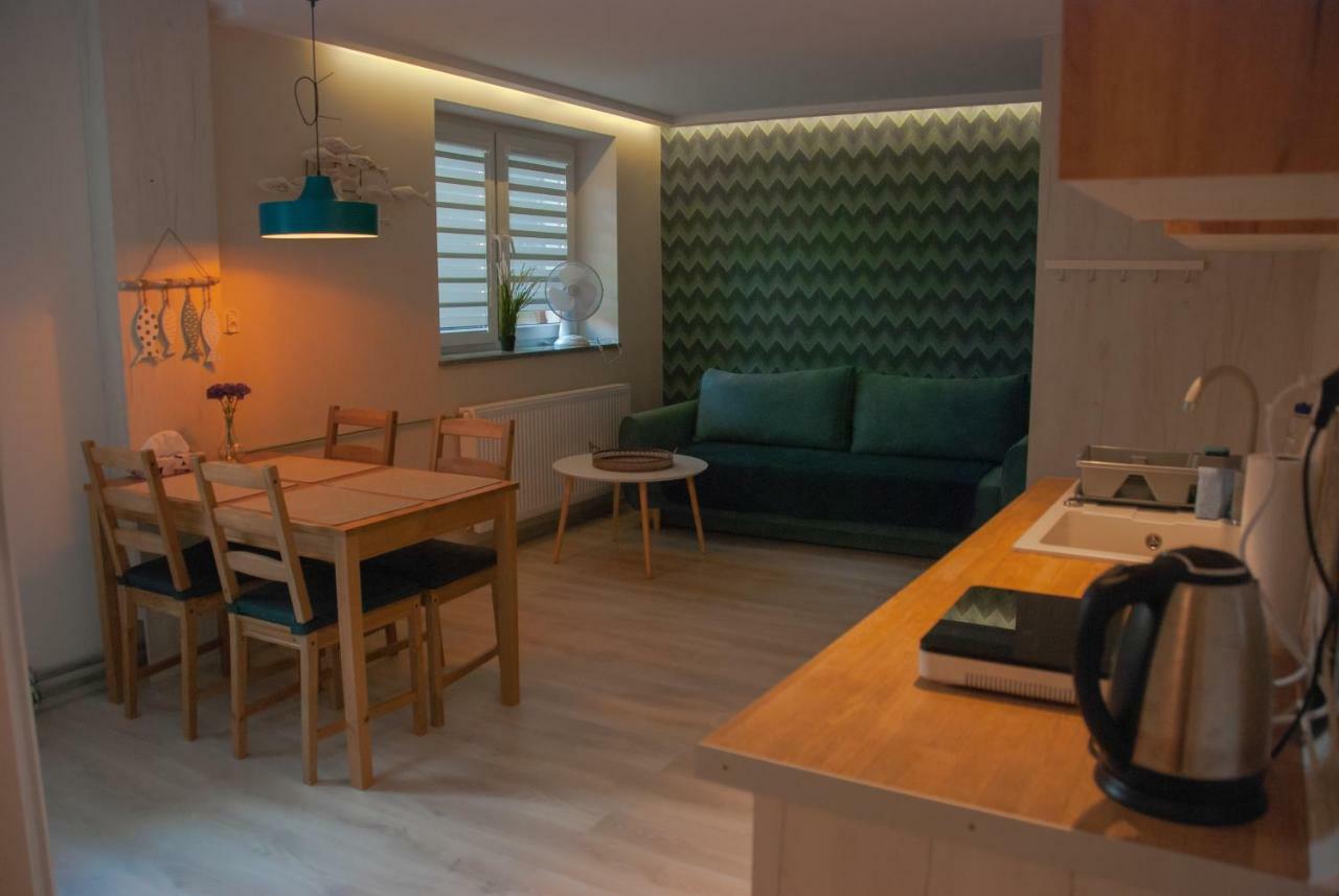 Noclegi "Boczna 5A" Apartamenty Goscinne シュツァブノ・ズドルイ エクステリア 写真